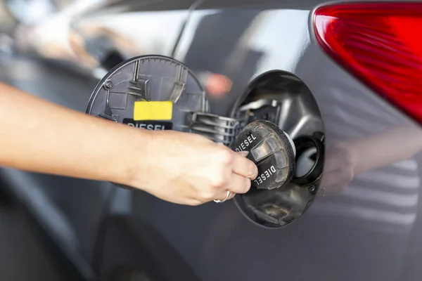 Detail Female Hand Opening Car Fuel Tank Door Order Refuel — Stock Photo, Image