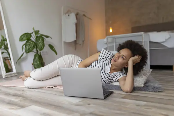 Woman Lying Bedroom Floor Using Laptop Computer Relaxing Home — Stock Photo, Image