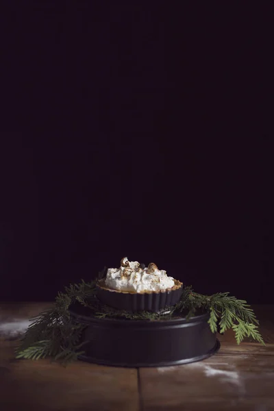 Apple Tart Decorated Whipped Cream Cinnamon Selective Focus — Stock Photo, Image