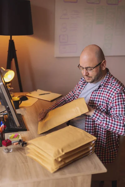 Small Business Owner Sitting His Desk Home Office Packing Product — Stock Photo, Image