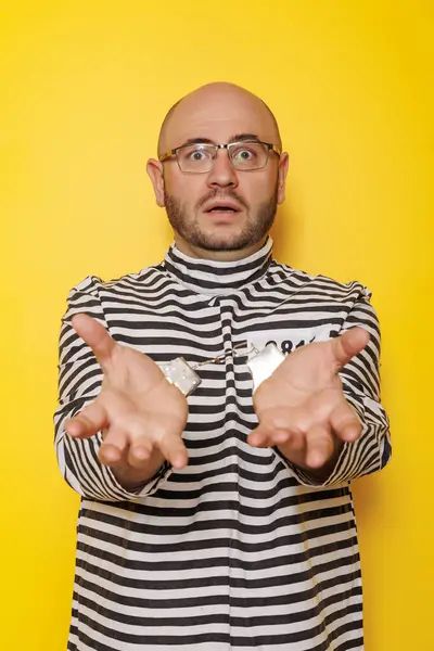 Man Wearing Prison Uniform Costume Handcuffs Having Fun Making Faces — Stock Photo, Image