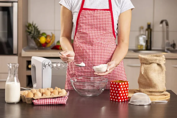 Detail Female Hands Adding Flour Mixing Bowl While Making Cake — Stock Photo, Image