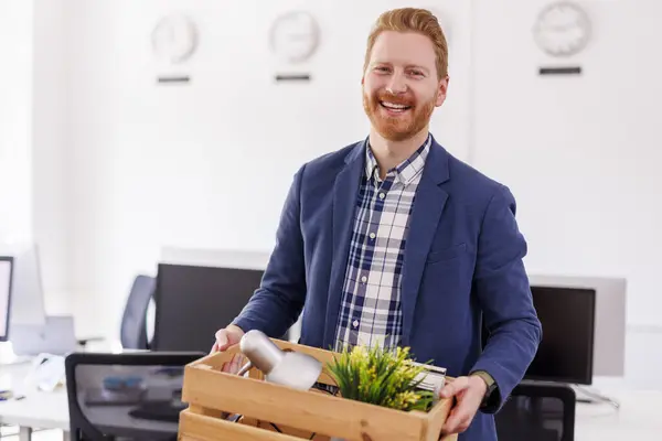 Man Hired New Job Carrying Belongings Box While Moving New — Stock Photo, Image