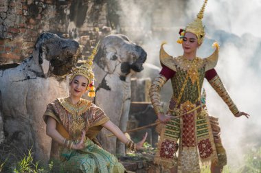 Pantomim (Khon) Wat Ma Hea Yong, Ayutthaya, Tayland 'da Ramakien' den (Ramayana) geleneksel Tayland klasik maskeli oyun sahneleridir.