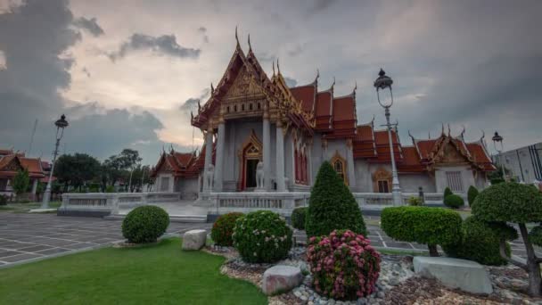 Wat Benchamabophit Benjamaborphit Duitvanaram Mermer Tapınak Günbatımında Bangkok Tayland Ünlü — Stok video