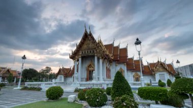 Wat Benchamabophit (Benjamaborphit) Dusitvanaram ya da Alacakaranlık, Bangkok, Tayland 'daki mermer tapınak