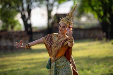 Pantomim (Khon) Wat Ma Hea Yong, Ayutthaya, Tayland 'da Ramakien' den (Ramayana) geleneksel Tayland klasik maskeli oyun sahneleridir.