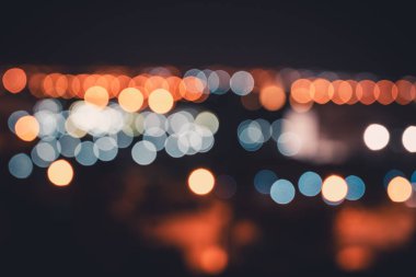 Şehir Işıkları Bokeh Gece Penceresinin Arkasında