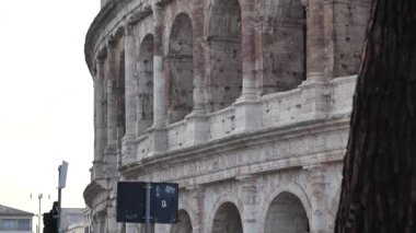 Roma kolezyum kemerleri. Yüksek kaliteli ağır çekim FullHD görüntüler