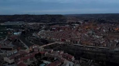 Gece Alcaniz hava görüntüsü. Yüksek kalite 4k görüntü