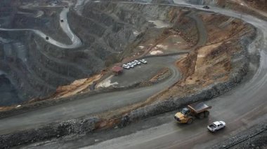 Endülüs İspanya 'sında Rio Tinto madeninin hava aracı görüntüsü. Yüksek kalite 4k görüntü