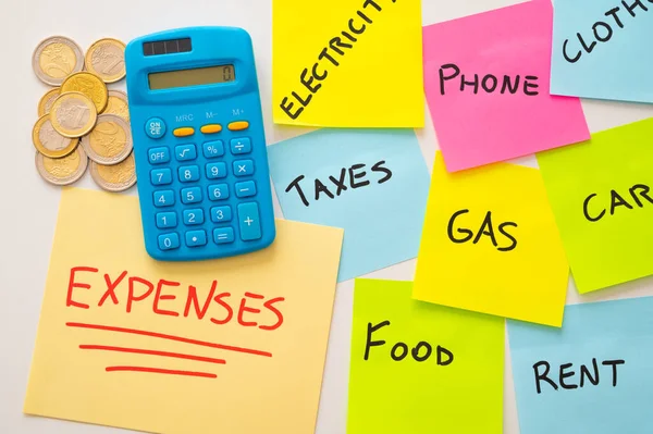 Yellow Sheet Red Text Expenses Calculator Next Colored Sticker Sheets — Stock Photo, Image