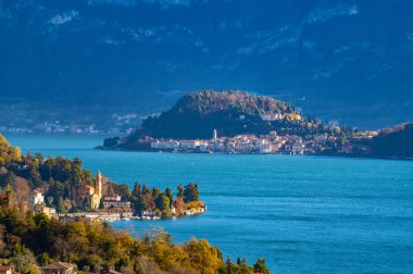 Sonbaharda Como Gölü 'nde Tremezzina ve Bellagio manzarası..