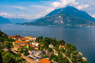 Como Gölü ve Varenna şehri Panorama, Baluardo di Varenna 'da çekildi.