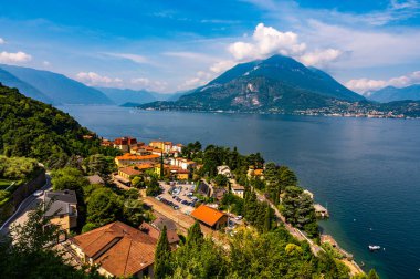 Como Gölü ve Varenna şehri Panorama, Baluardo di Varenna 'da çekildi.