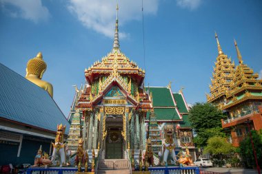 Thonburi 'deki Wat Khun Chan Tayland' ın Bangkok şehrinde. Tayland, Bangkok, Aralık 2022