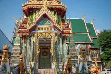 Thonburi 'deki Wat Khun Chan Tayland' ın Bangkok şehrinde. Tayland, Bangkok, Aralık 2022