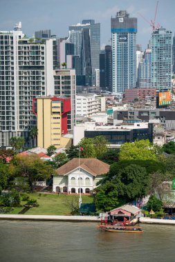 Tayland 'ın Bangkok kentindeki Icon Siyam Alışveriş Merkezi' nden Skyline. Tayland, Bangkok, Aralık 2022,