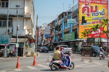 Samut Songkhram 'daki şehir merkezi veya Tayland' ın Samut Songkhram ilindeki Mae Klong, Samut Songkhram, Kasım 2022