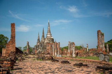 Ayutthaya, Tayland 'ın Ayutthaya iline bağlı Ayutthaya kentinde Wat Phra Si Santhe, Kasım 2022
