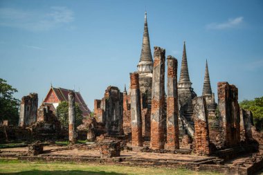 Ayutthaya, Tayland 'ın Ayutthaya iline bağlı Ayutthaya kentinde Wat Phra Si Santhe, Kasım 2022