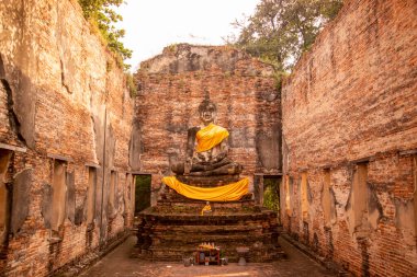 Wat Borom Phuttharam ya da Borommaphuttharam ya da Gran Manastırı
