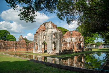 Ruins at the Phra Narai Ratchaniwet Palace in the City of Lopburi in the Province of Lopburi in Thailand,  Thailand, Lopburi, November, 2022