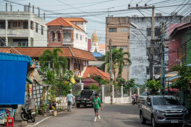 a street in the City centre of Si Racha in the Province of Chonburi in Thailand,  Thailand, Siracha, November, 2022