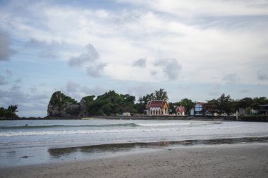 the Wat Bo Thong Lang on the Bo Thong Lang Bay and Beach at the Town of Bang Saphan in the Province of Prachuap Khiri Khan in Thailand,  Thailand, Bang Saphan, December, 2022