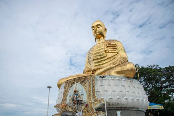 Золотая Фигура Будды Горе Кхао Тонг Чай Городе Бан Крут — стоковое фото
