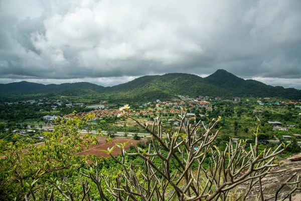 ホアヒン 2022年12月のプラチャップハリカーン県ホアヒン市近くのワット サナム チャイの風景と景色 — ストック写真