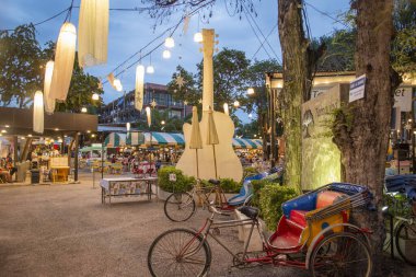 the Tamarind Weekend Nightmarket near the City of Hua Hin in the Province of Prachuap Khiri Khan in Thailand,  Thailand, Hua Hin, December, 2022