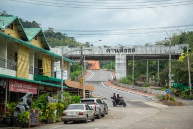 Tayland, Tayland, Tayland, Tayland, Prachuap Khiri Han 'ın Phrachuap Khiri Khan kenti yakınlarındaki Dan Singkhon' da ve Myanmar Sınırı, Aralık 2022