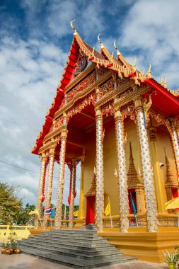 Wat Khlong Wan ya da Phra Aram Luang, Tayland 'da Prachuap Khiri Khan kenti yakınlarındaki Tabon Khlong Wan köyünde, Aralık 2022, Tayland, Prachuap Khiri Khan