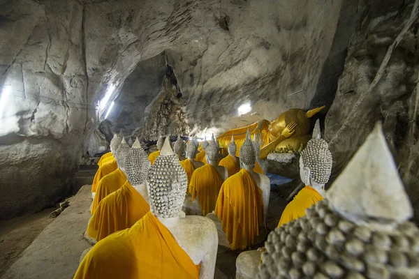 Reclining Buddha Cave Wat Noi City Phrachuap Khiri Khan Province — Stock Photo, Image