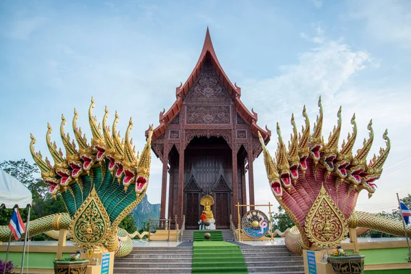 泰国Prachuap Khiri Khan省Phrachuap Khiri Khan市附近的Wat Noi Prachuap Khiri Khan 2022年12月 — 图库照片