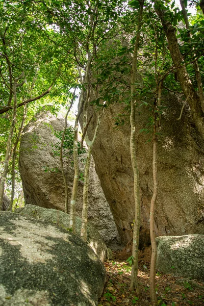 Der Khao Hin Thoen Stone Park Der Nähe Des Dorfes — Stockfoto