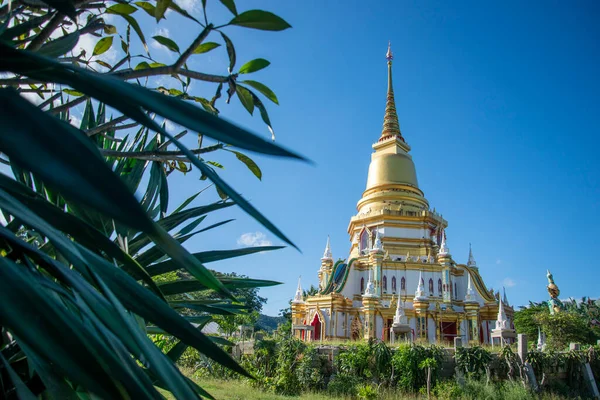 泰国Prachuap Khiri Khan省华欣市附近Pranburi镇附近的Wat Noen Sawan Mongkhon Tham 2022年12月 — 图库照片