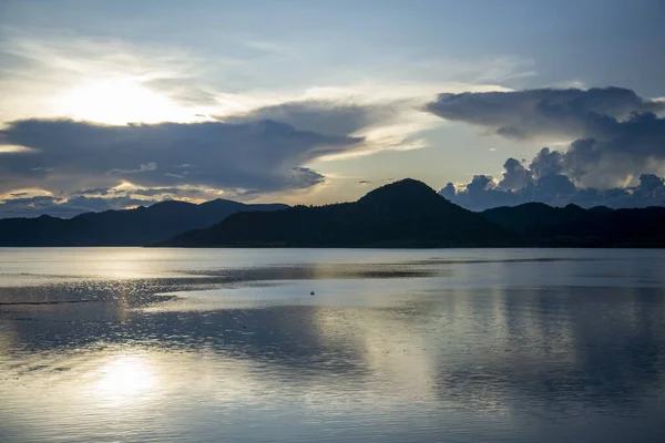 Pran Buri Barajı Ndaki Peyzaj Doğa Pranburi Yakınlarındaki Mae Nam — Stok fotoğraf