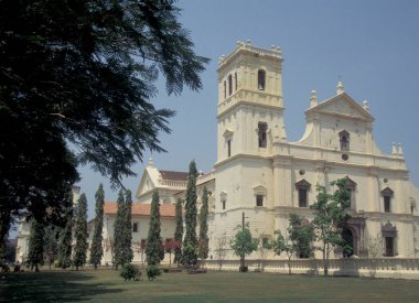 Se Katedrali veya Igreja do Esprito Santo e Convento de Francisco Hindistan, Hindistan, Goa, Nisan 1996 'daki Velha Goa kasabası. 