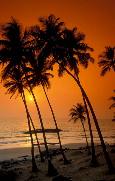 Zachód Słońca Plaży Krajobrazem Wybrzeżem Mieście Vagator Prowincji Goa Indiach — Zdjęcie stockowe