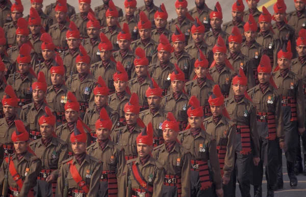 Ein Blick Mit Soldaten Auf Die Parade Tag Der Republik — Stockfoto