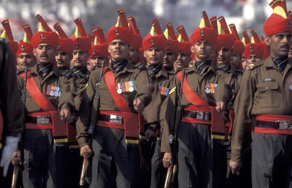 Une Vue Avec Les Soldats Défilé Journée République Janvier 1998 — Photo