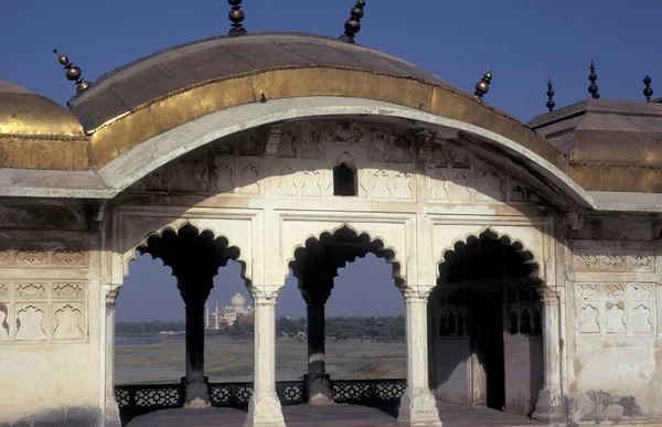 Θέα Από Φρούριο Agra Έως Taj Mahal Στον Ποταμό Yamuna — Φωτογραφία Αρχείου