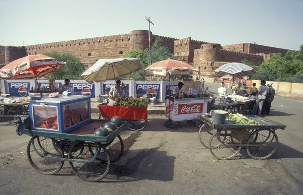 Voedsel Drinken Winkels Voorkant Van Architectuur Van Agra Fort Stad — Stockfoto