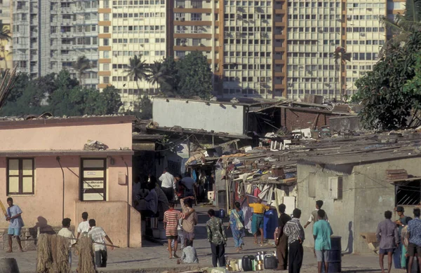 뭄바이의 도시에 콜바에 빈민가 해안입니다 뭄바이 1998 — 스톡 사진