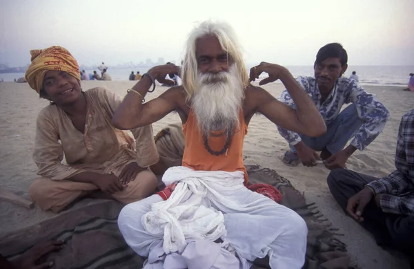 Holy Men Sadhu Praia Chowpatta Centro Cidade Mumbai Índia Índia — Fotografia de Stock