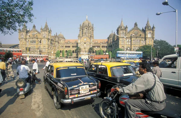 stock image the architecture of the Mumbai Railway Station or Chhatrapati Shivaji Terminus in the city centre of Mumbai in India.  India, Mumbai, March, 1998