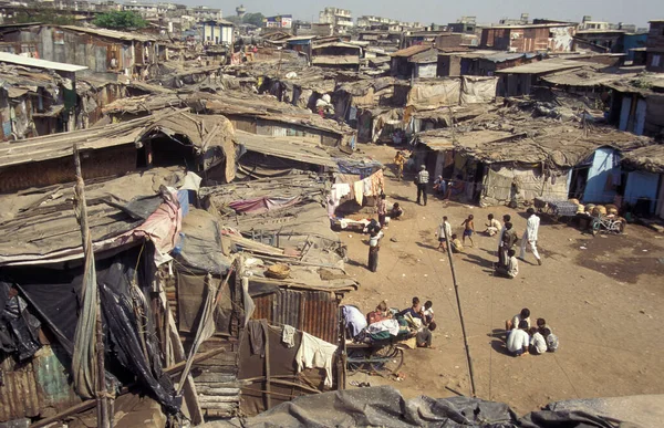印度孟买市中心贫民窟的一个村庄中心 1998年3月 印度孟买 — 图库照片