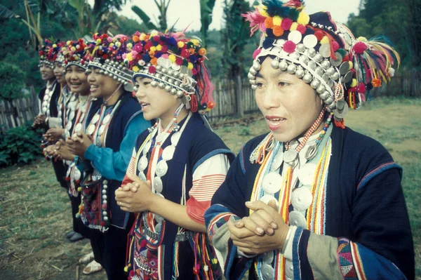 Akha Kvinnor Och Minoritet Jordbrukslandet Nära Staden Menghai Provinsen Yunnan — Stockfoto